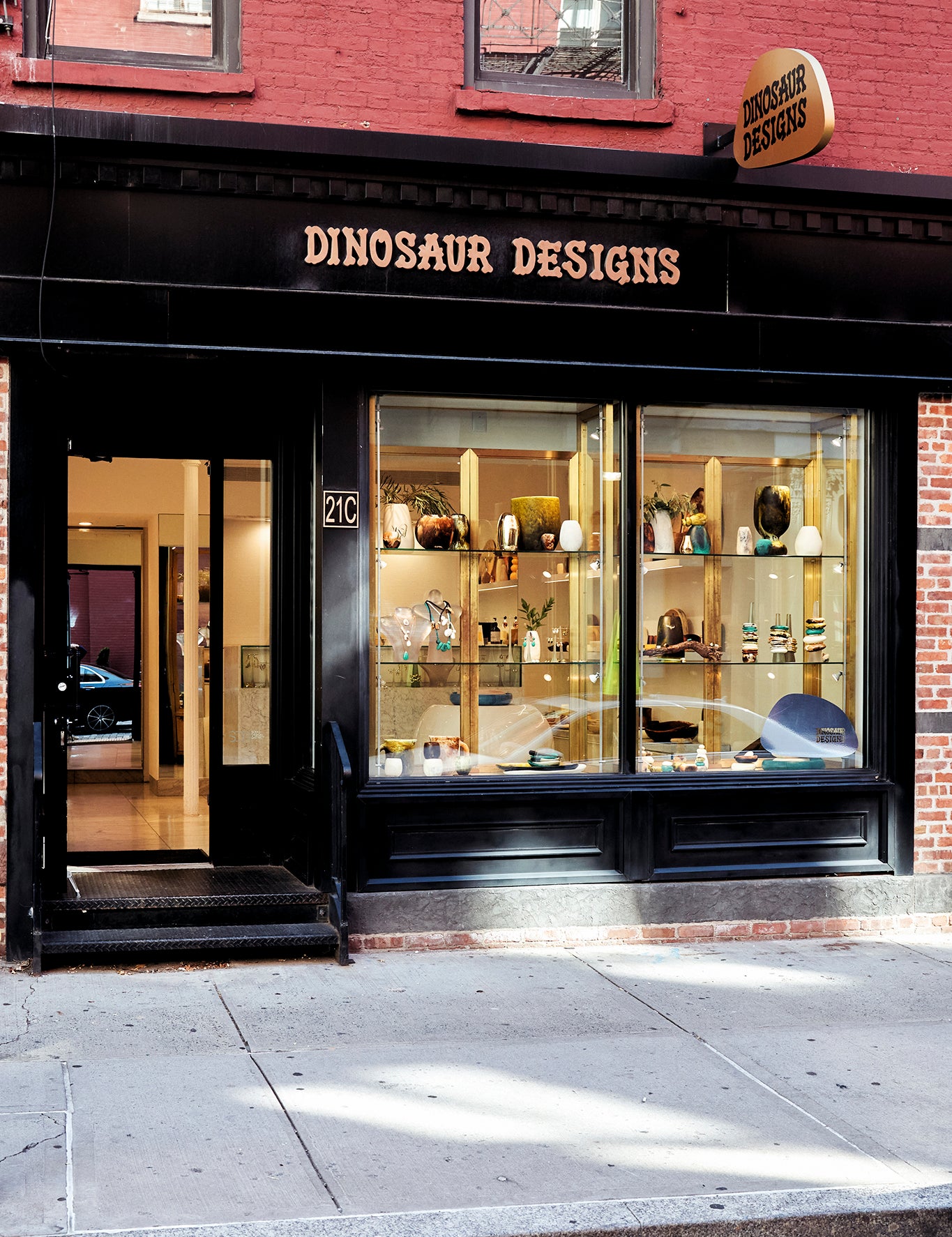 DINOSAUR-DESIGNS-NEW-YORK-STORE